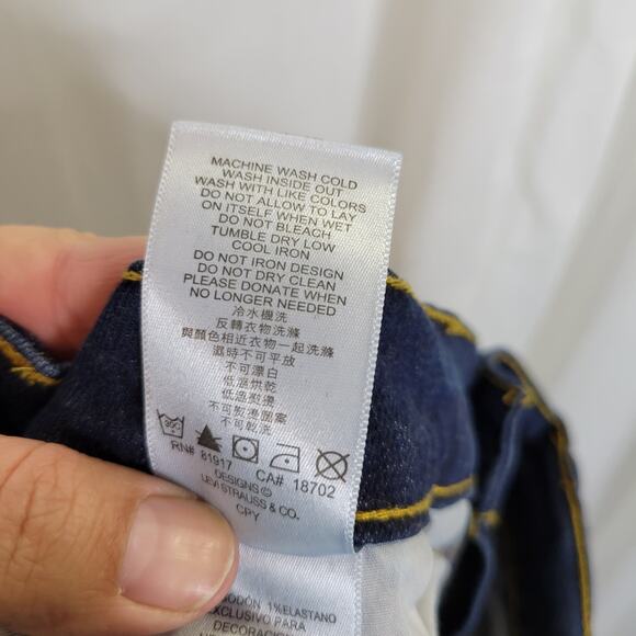 Levi's Dark Wash 502 Taper Fit, Size 14, 27x27 - Picture 9 of 9